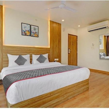 Hotel Sr Grand Gorakhpur Extérieur photo